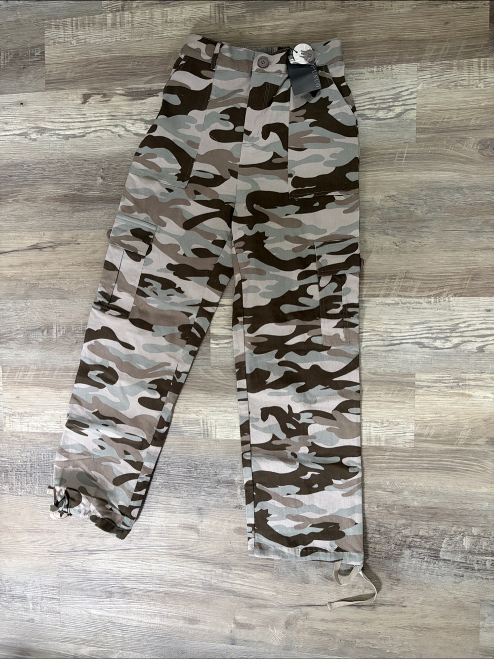 Wide Leg Camo Cargo Pants - Taupe/Olive
